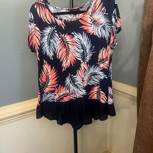 Expresso Women's Navy Leaf Print Top large Ruffle bottom